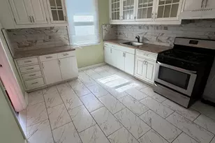 14 N Spring St, Ansonia, CT 06401 - Photo 2