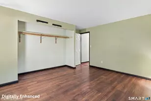 108 Oakwood Ave, West Hartford, CT 06119 - Photo 18