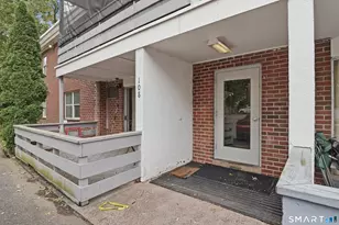 108 Oakwood Ave, West Hartford, CT 06119 - Photo 30