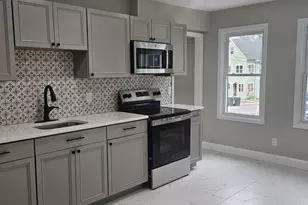 112 Larrabee St, East Hartford, CT 06108 - Photo 1