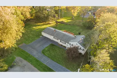 11 Peters Court, North Haven, CT 06473 - Photo 4