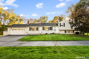 11 Peters Ct, North Haven, CT 06473 - Photo 1