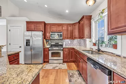 26-R Hoinski Way, Ansonia, CT 06401 - Photo 6