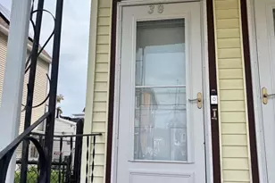 39-41 South St, Hartford, CT 06114 - Photo 2