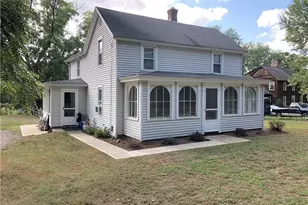 354 Elm St, Enfield, CT 06082 - Photo 1