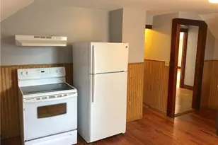 354 Elm St, Enfield, CT 06082 - Photo 6