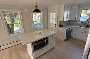 250 Jackson Ave, Stratford, CT 06615 - Photo 6