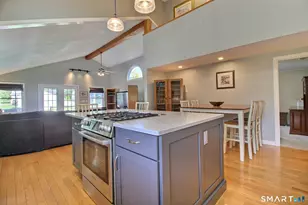27 Mystic Ave, Stonington, CT 06379 - Photo 12