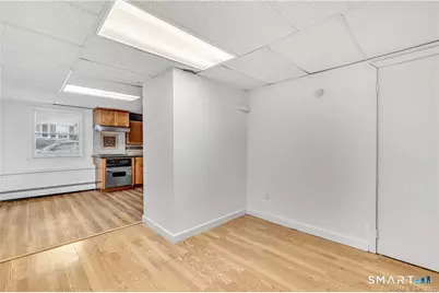 11 Hallmark Place, Stamford, CT 06906 - Photo 10