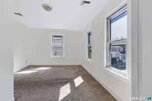 10 Glover Pl, Middletown, CT 06457 - Photo 14