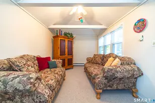 101 Robbins Dr, Wethersfield, CT 06109 - Photo 22