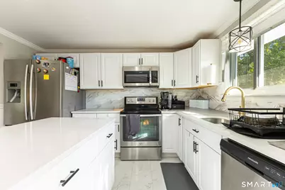75 Vernon Street West, Manchester, CT 06042 - Photo 8