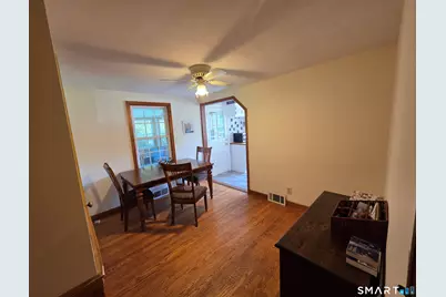 1016 Sperry Road, Cheshire, CT 06410 - Photo 14