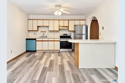 24 West Road #21, Ellington, CT 06029 - Photo 2