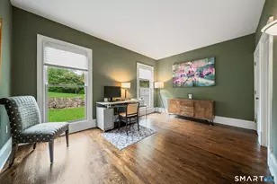 19 Christopher Ln, Norwalk, CT 06851 - Photo 10