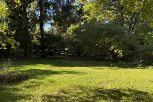 721 Maple Hill Rd, Naugatuck, CT 06770 - Photo 2