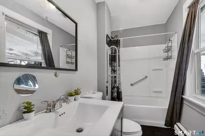 120 Bond Street, Hartford, CT 06114 - Photo 20