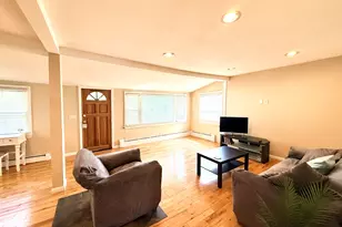 166 Cosey Beach Rd, East Haven, CT 06512 - Photo 10