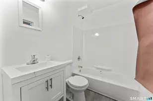 383 Harral Ave, Bridgeport, CT 06604 - Photo 22