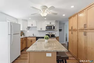 181 Brown St, Middletown, CT 06457 - Photo 8