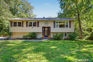 9 Raymond Ln, Shelton, CT 06484 - Photo 1