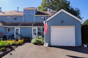 104 Blackbirch Ct, Shelton, CT 06484 - Photo 1