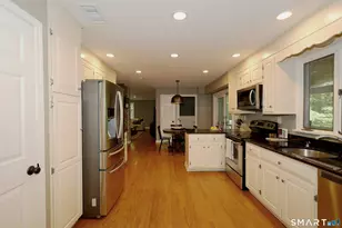 85 Cross Hwy, Redding, CT 06896 - Photo 20