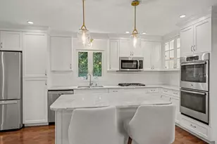 218 Stamford Ave, Stamford, CT 06902 - Photo 6