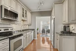 132 Hope St, Stamford, CT 06906 - Photo 10