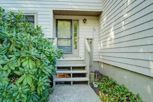 2 Meeting House Rd, Stratford, CT 06614 - Photo 2