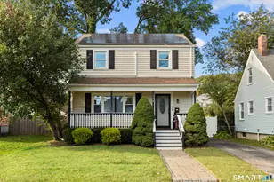 142 Cambridge St, Stratford, CT 06614 - Photo 1