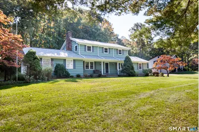 39 Hunters Ridge Road, Shelton, CT 06484 - Photo 2