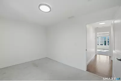 301 Harbour Close Close #102, New Haven, CT 06405 - Photo 26