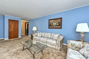 30 Chalon Rd, Trumbull, CT 06611 - Photo 6