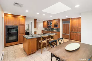 132 Blueberry Dr, Stamford, CT 06902 - Photo 12