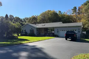 17 Vezina Dr, Killingly, CT 06239 - Photo 1