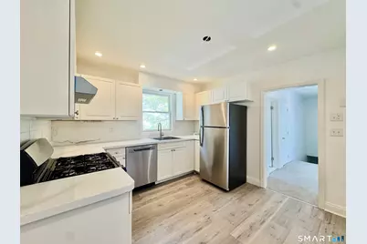 44 Highview Avenue #2, Stamford, CT 06907 - Photo 2