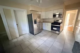 540 Clinton Ave, Bridgeport, CT 06605 - Photo 12