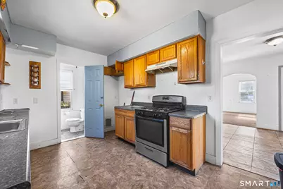 113 Court Street, West Haven, CT 06516 - Photo 8