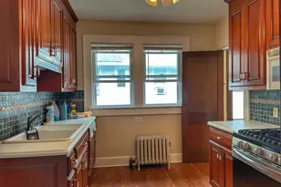 546 W Taft Ave, Bridgeport, CT 06604 - Photo 6