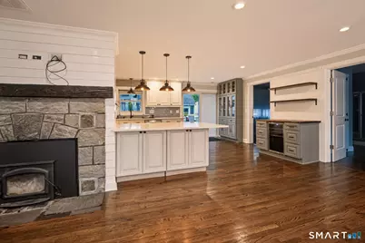 33 Rocky Ridge Drive, Trumbull, CT 06611 - Photo 10