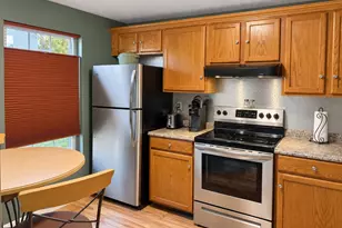 91 Heather Ridge, Shelton, CT 06484 - Photo 4