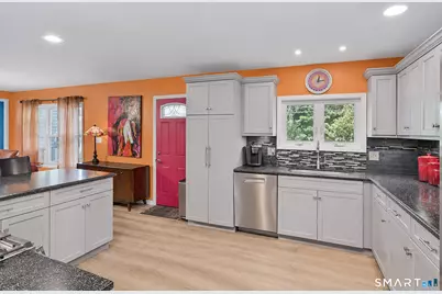 14 Moody Lane, Danbury, CT 06811 - Photo 10