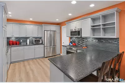 14 Moody Lane, Danbury, CT 06811 - Photo 6