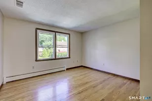 107 Patriot Ln, Newington, CT 06111 - Photo 28