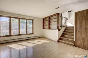107 Patriot Ln, Newington, CT 06111 - Photo 14