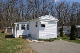9 Grandview Cir, Mansfield, CT 06268 - Photo 1