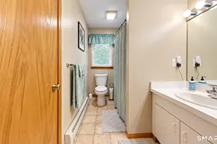 17 Pier Ct, Milford, CT 06460 - Photo 16