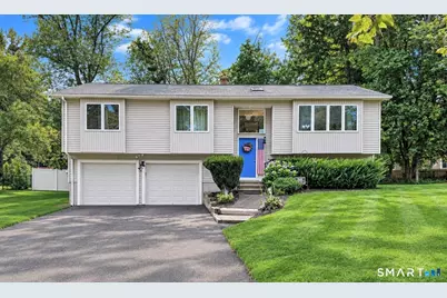 17 Pier Court, Milford, CT 06460 - Photo 2