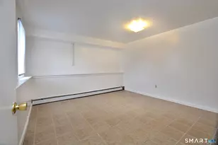 1681 Litchfield Turnpike, Woodbridge, CT 06525 - Photo 8